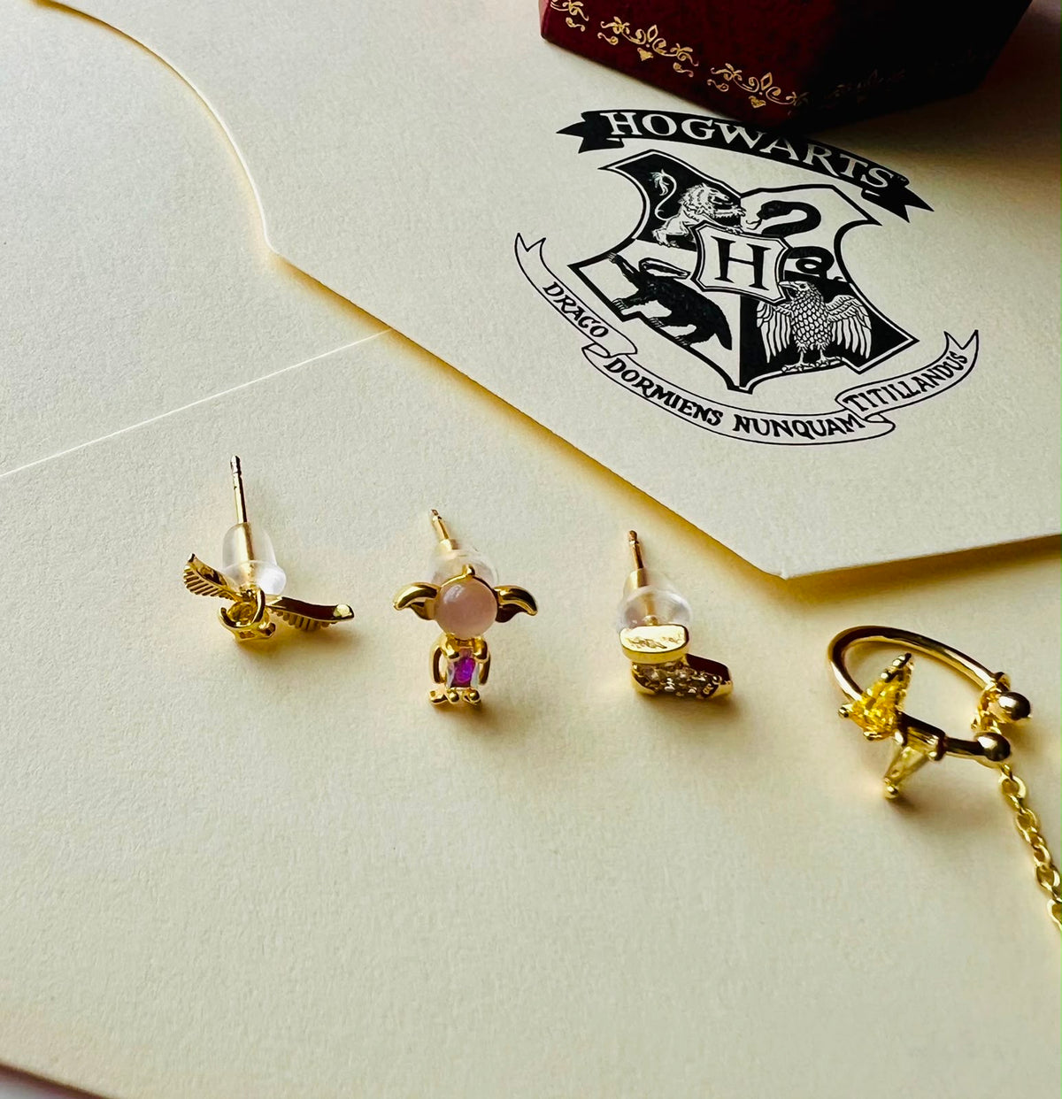 Set de Aretes Encanto de Dobby